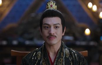 Приказ парчовой луны